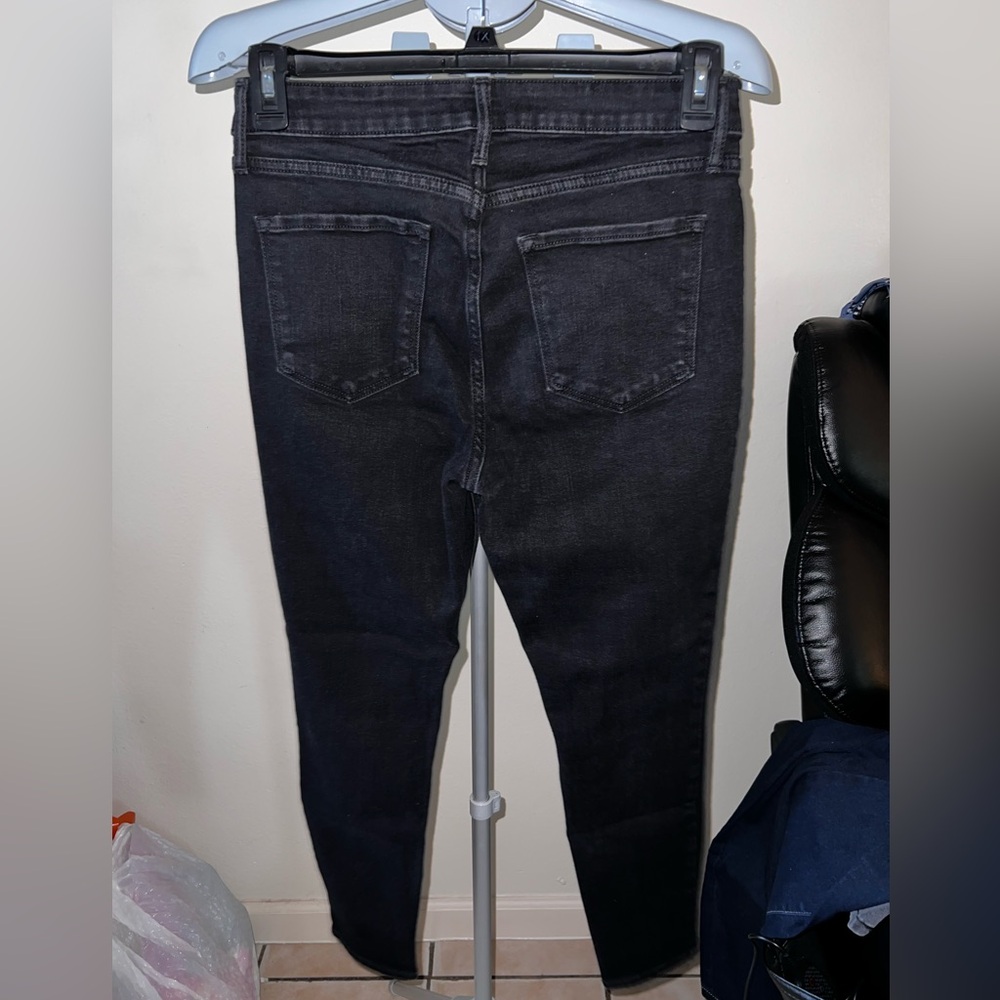 Old Navy High-Rise Super Skinny Jeans - Picture 2 of 3